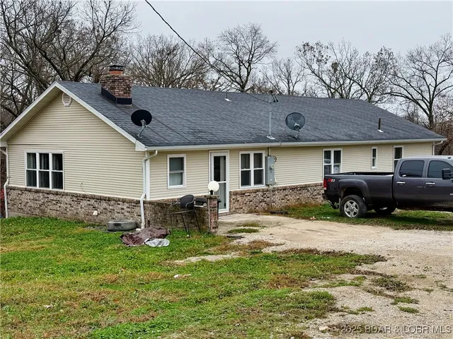 $385,000 | 50 Cave Drive, Eldon, MO 65026