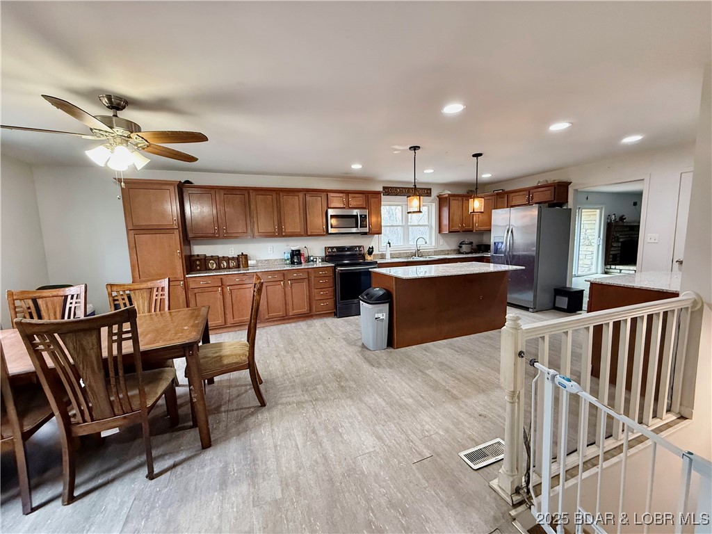 50 Cave Drive Eldon, MO 65026 - Photo 7 of 34