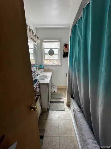 $224,000 | 1104 New Hampshire Street, Rock Springs, WY 82901