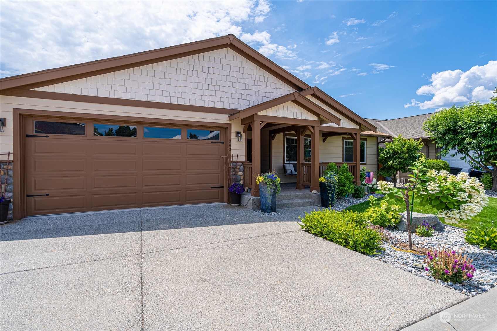 393 Ridgewood Drive Manson, WA 98831 - Photo 2 of 38 Gallery Image 2