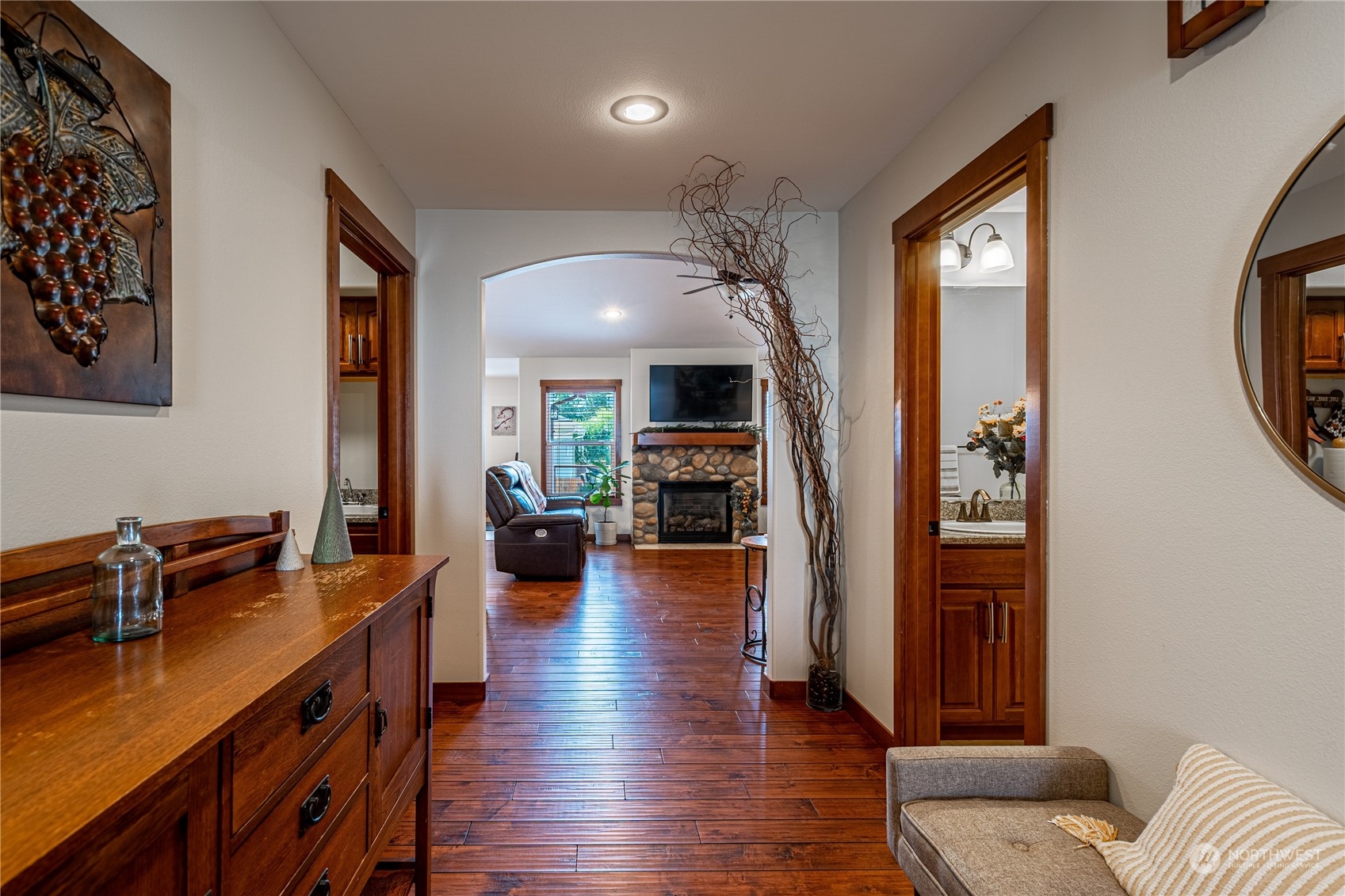 393 Ridgewood Drive Manson, WA 98831 - Photo 5 of 38 Gallery Image 5