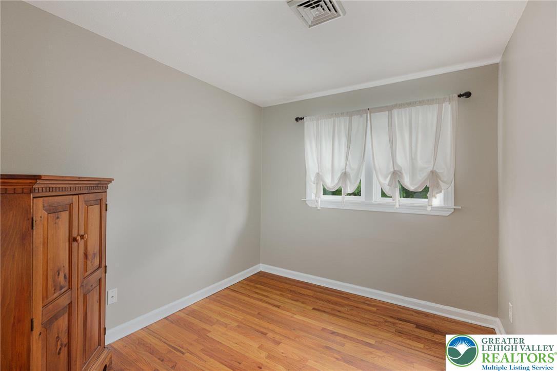 2823 Westminster Road Bethlehem, PA 18017 - Photo 32 of 34 Gallery Image 32
