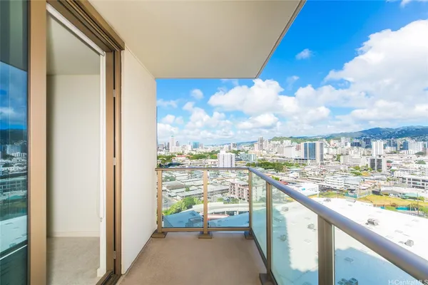 $4,550 | 1388 Kapiolani Boulevard, Unit 1611, Honolulu, HI 96814