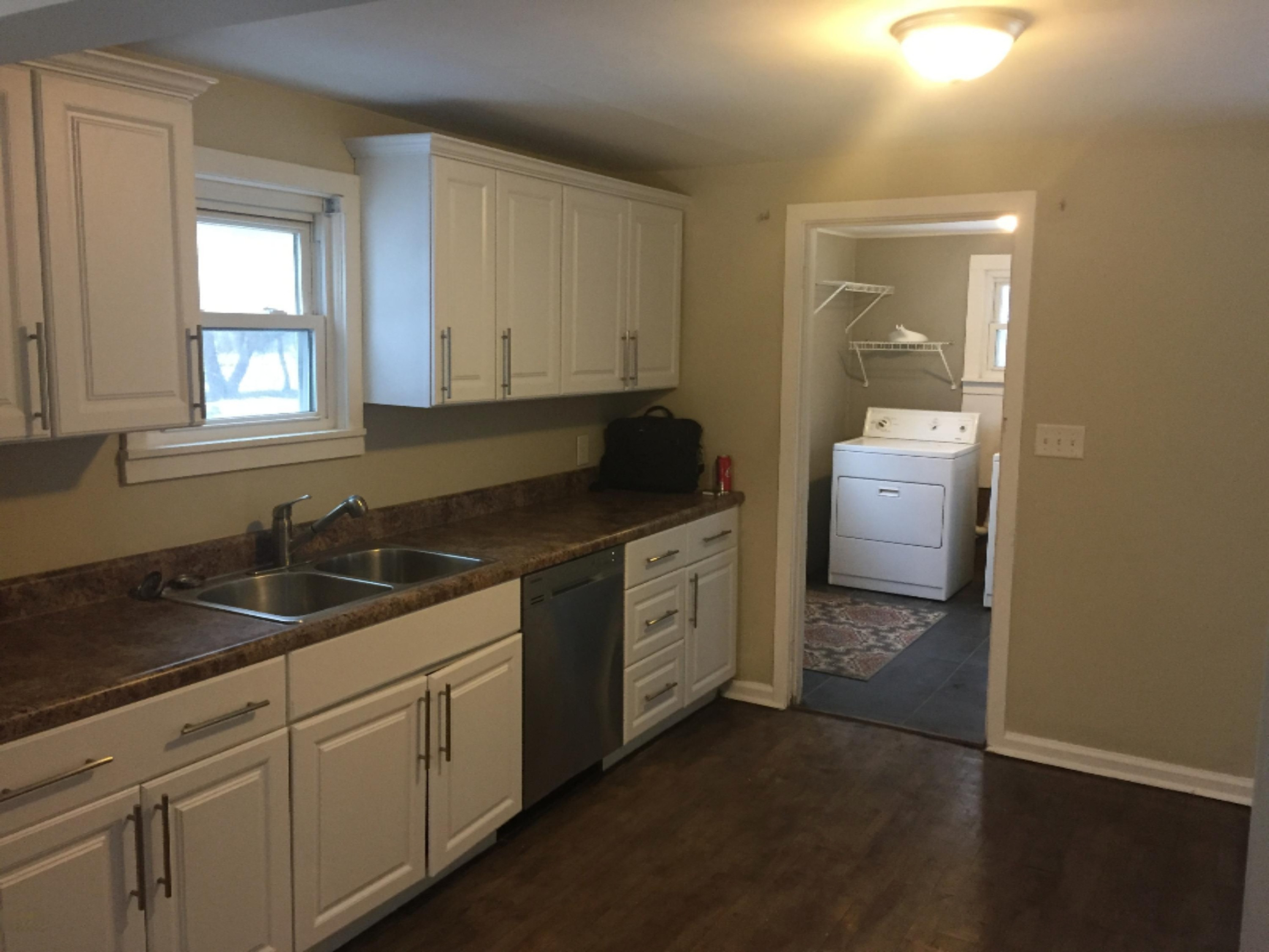 3100 Cline Road Muskegon, MI 49444 - Photo 3 of 21 IMG_2160