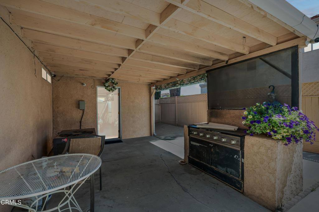 1558 East Ave R7 Palmdale, CA 93550 - Photo 33 of 42
