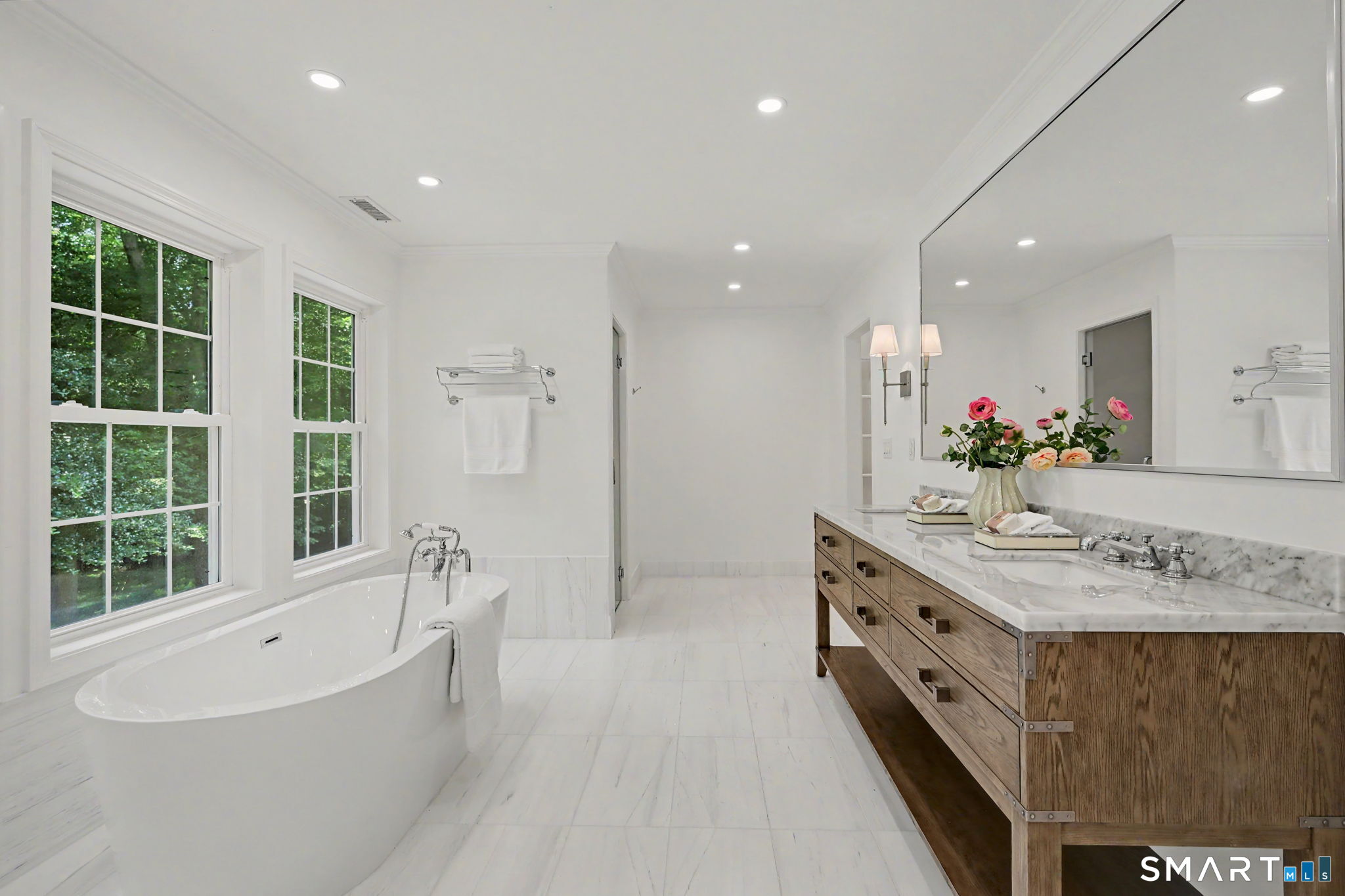 148 West Hills Road New Canaan, CT 06840 - Photo 32 of 40