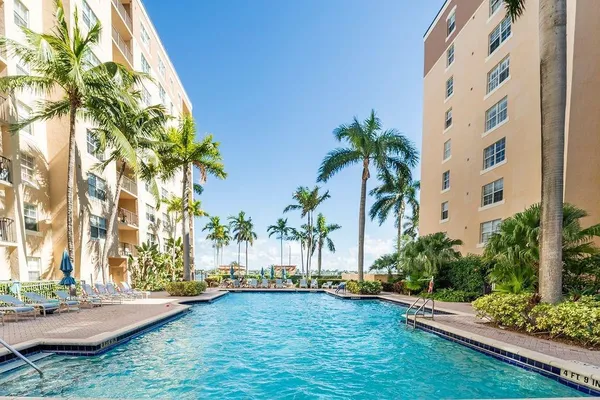 $3,350 | 1805 North Flagler Drive, Unit 108, West Palm Beach, FL 33407