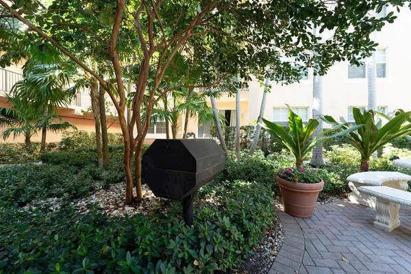 $3,350 | 1805 North Flagler Drive, Unit 108, West Palm Beach, FL 33407