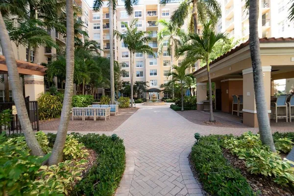 $3,350 | 1805 North Flagler Drive, Unit 108, West Palm Beach, FL 33407