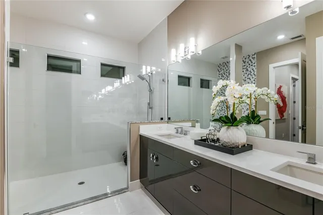 $737,990 | 17522 Cresswind Terrace, Lakewood Ranch, FL 34211