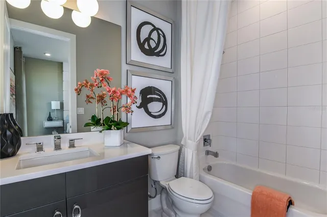 $737,990 | 17522 Cresswind Terrace, Lakewood Ranch, FL 34211