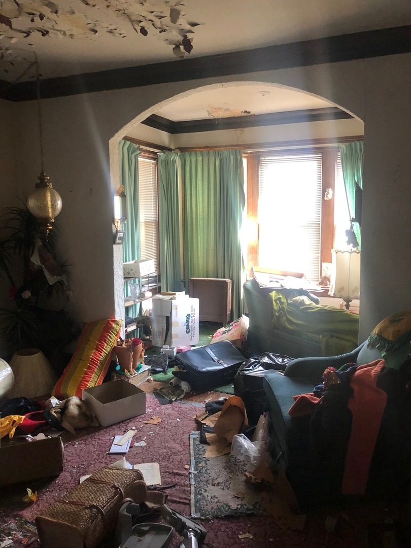 708 West 61st Place Chicago, IL 60621 - Photo 9 of 12