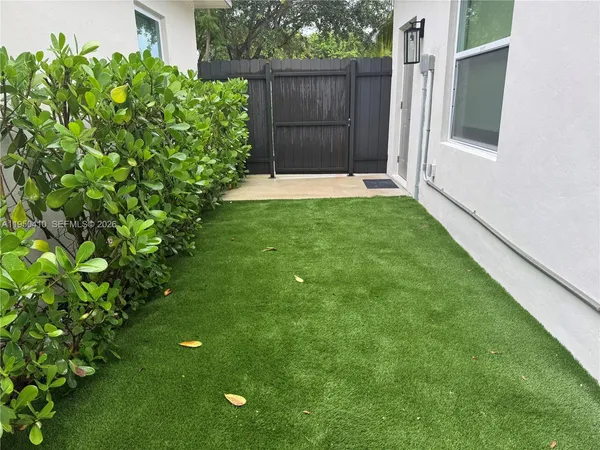 $1,479 | 340 Northwest 138th Street, North Miami, FL 33168