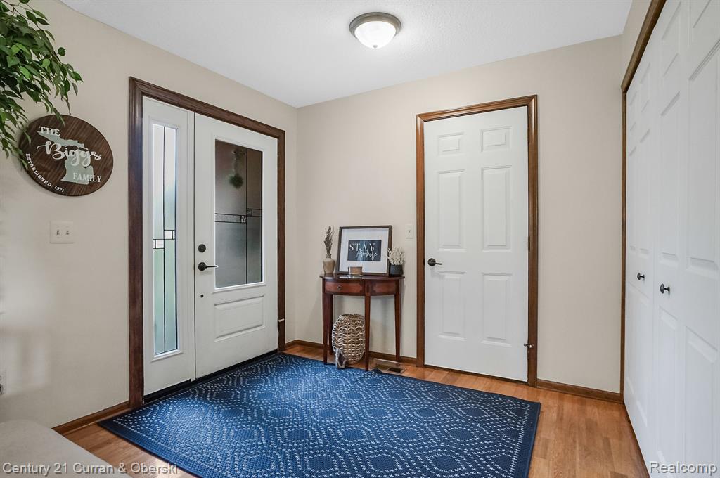 866 Green View Court, Unit 6 Rochester Hills, MI 48307 - Photo 18 of 64