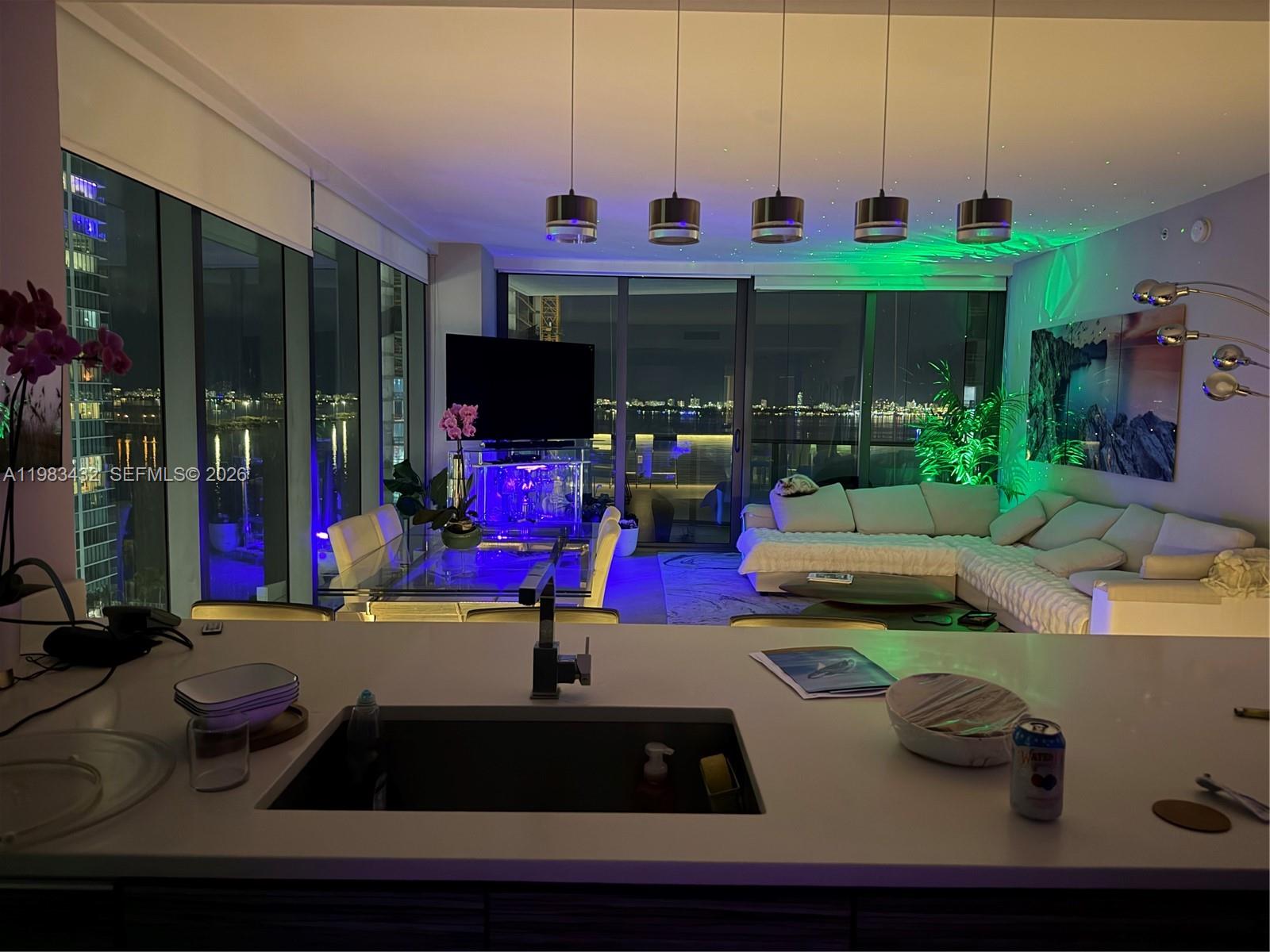 460 Northeast 28th Street, Unit 2001 Miami, FL 33137 - Photo 20 of 30 Sunset at night