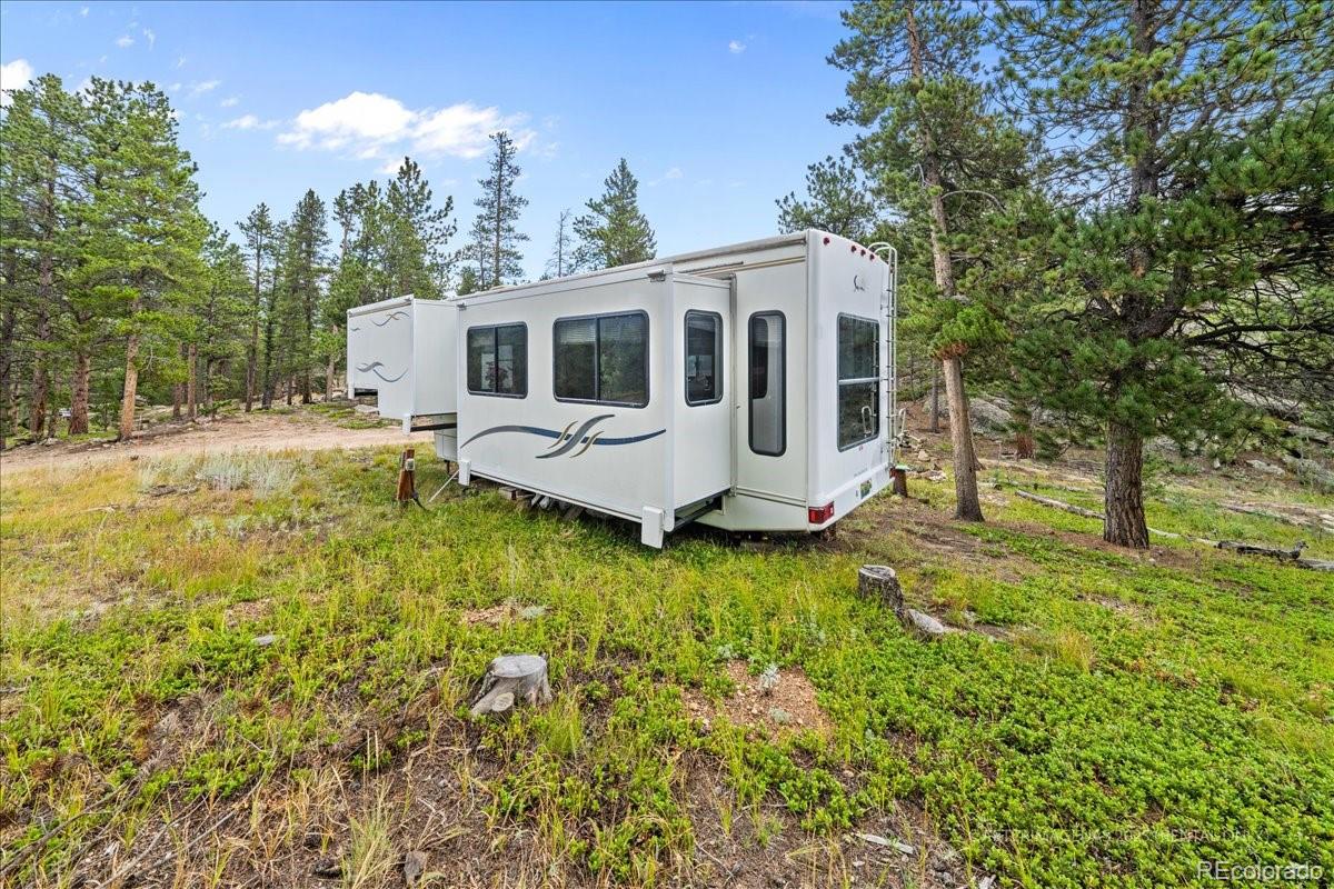 165 Sutherland Road Allenspark, CO 80510 - Photo 17 of 40 Gallery Image 17