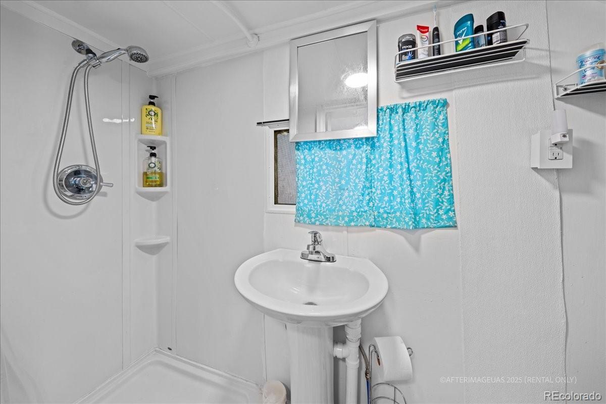 165 Sutherland Road Allenspark, CO 80510 - Photo 8 of 40 Gallery Image 8