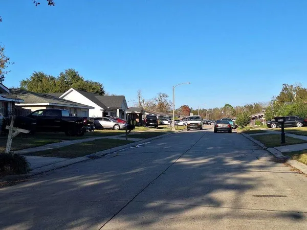 $156,950 | 1262 Luling Estates Drive, Luling, LA 70070