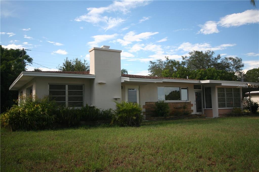 1100 Falcon Road Venice, FL 34293 - Photo 1 of 1 1100 Falcon Road Venice, FL 34293