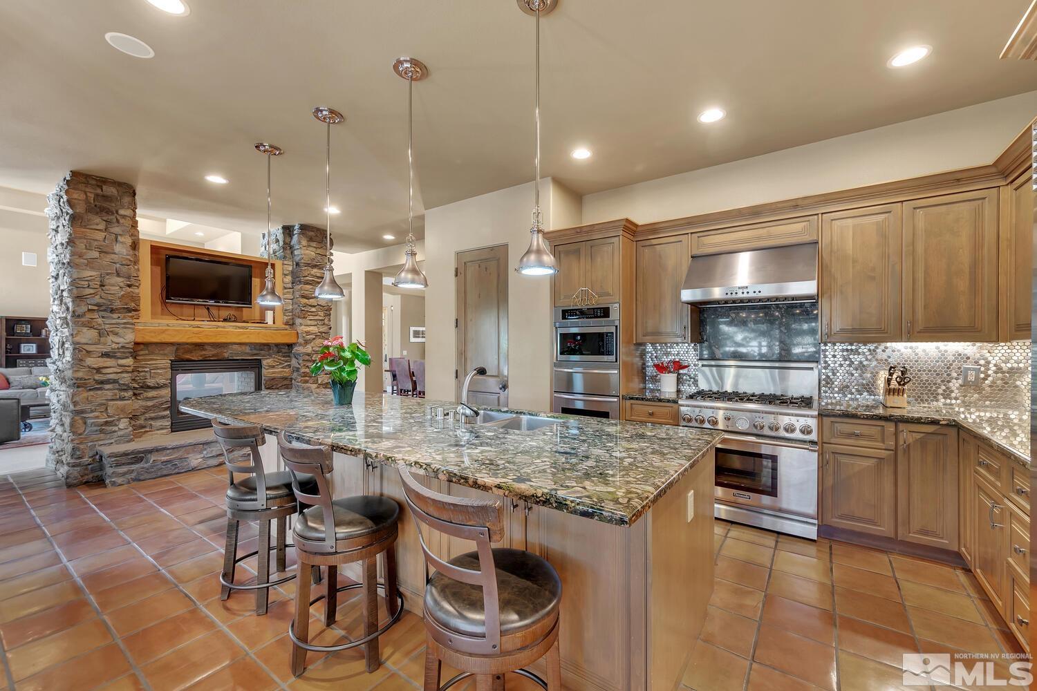 5752 Muirfield Court Reno, NV 89511 - Photo 9 of 36 Photo 9