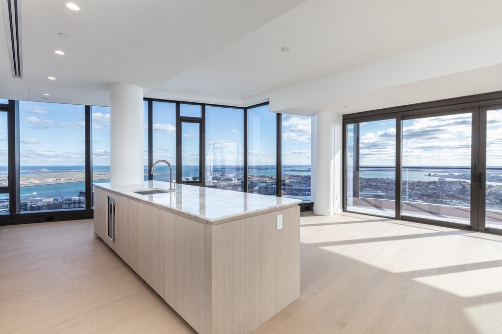 682 Atlantic Avenue, Unit 3710A Boston, MA 02111 - Photo 6 of 42