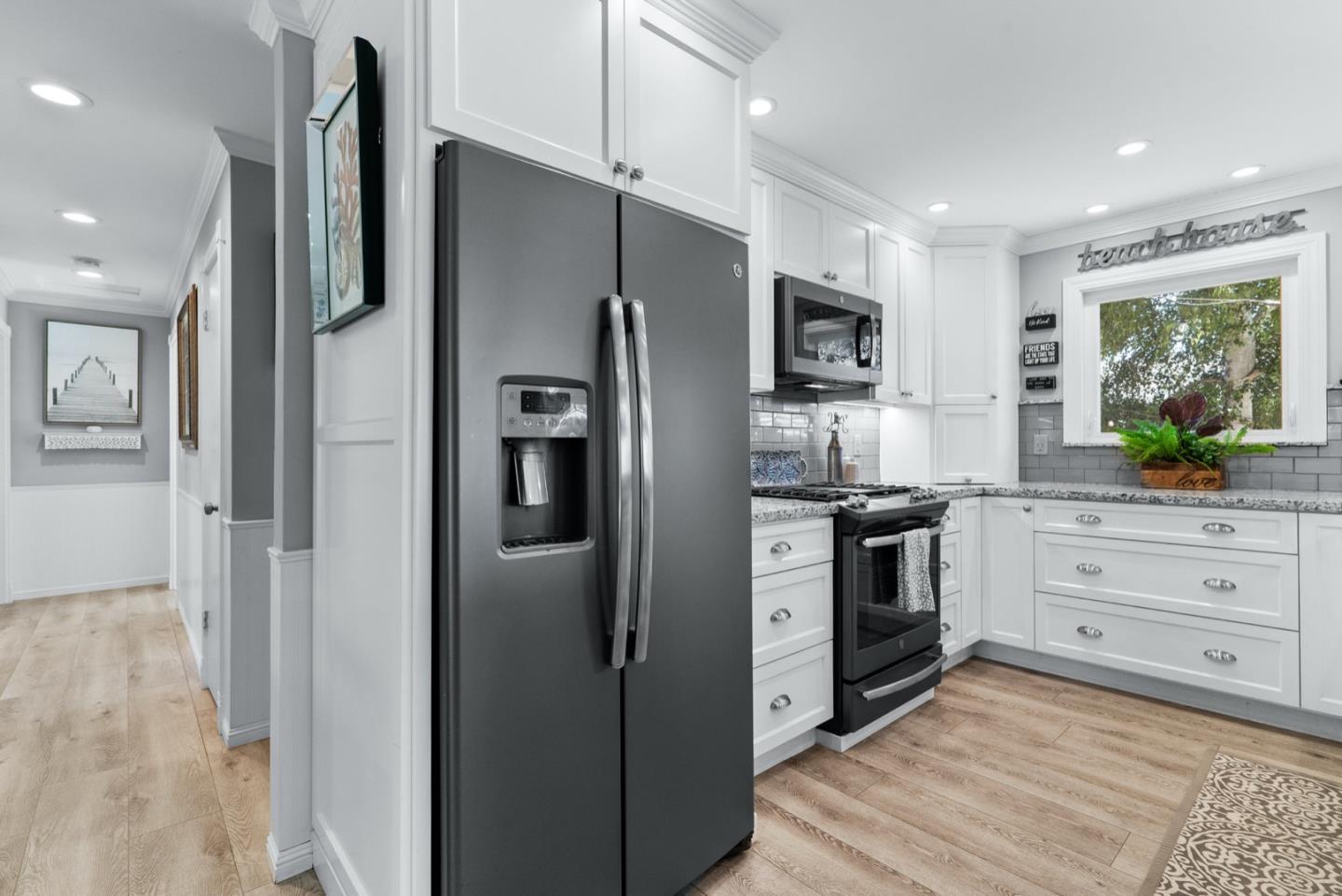 702 Rosedale Avenue Capitola, CA 95010 - Photo 13 of 42 Gallery Image 13