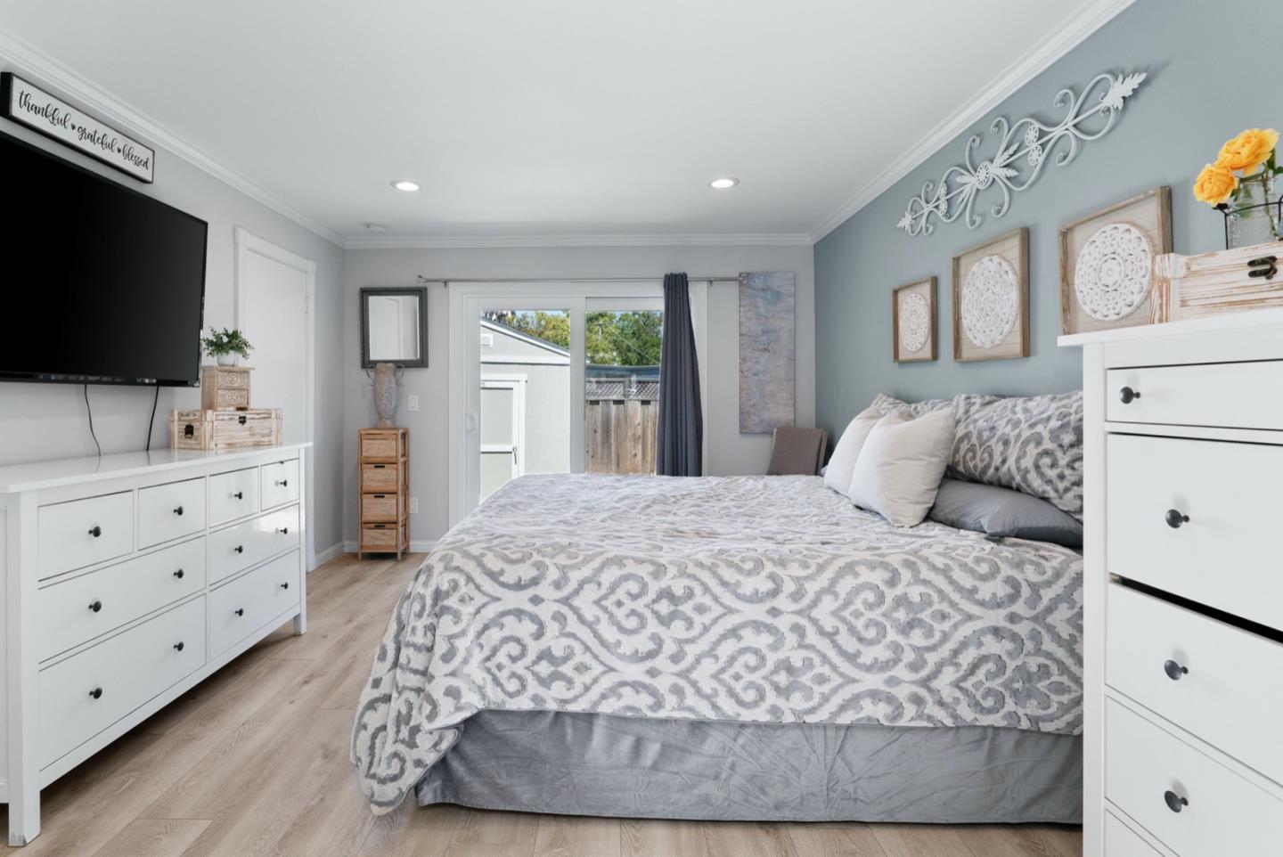 702 Rosedale Avenue Capitola, CA 95010 - Photo 24 of 42 Gallery Image 24