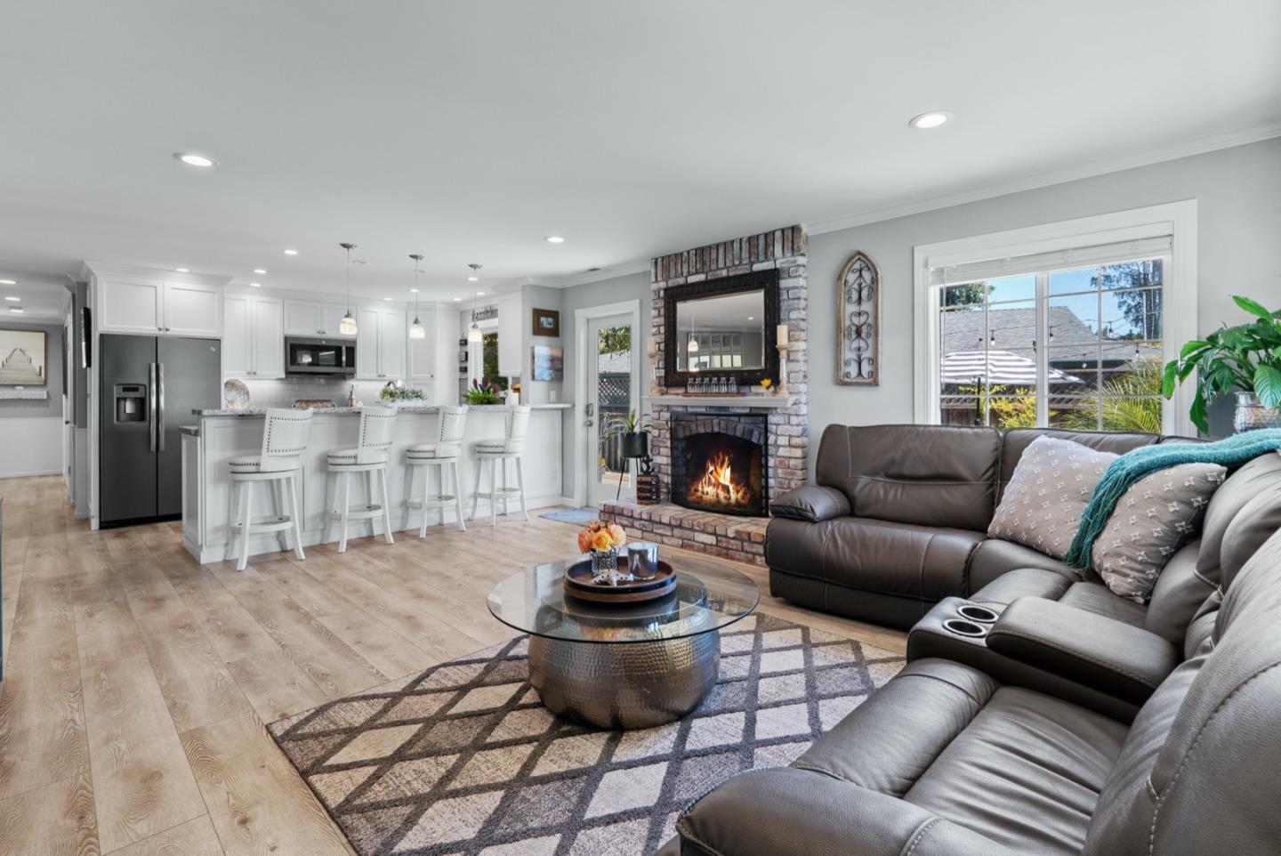 702 Rosedale Avenue Capitola, CA 95010 - Photo 7 of 42 Gallery Image 7