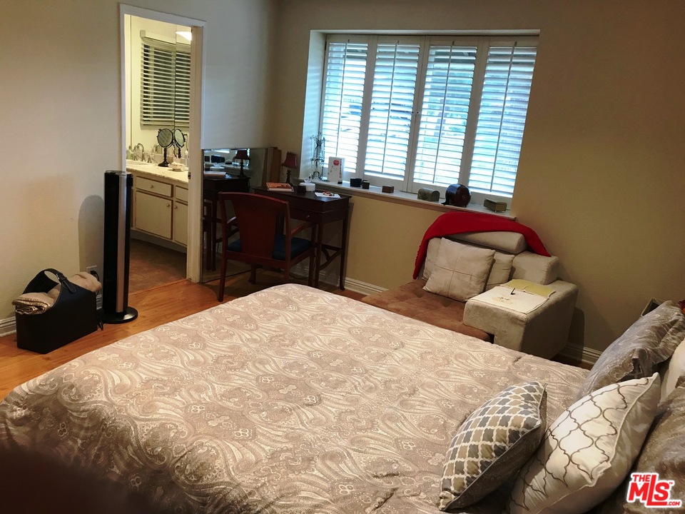 18915 Kinbrace Street Porter Ranch, CA 91326 - Photo 25 of 43 Gallery Image 25