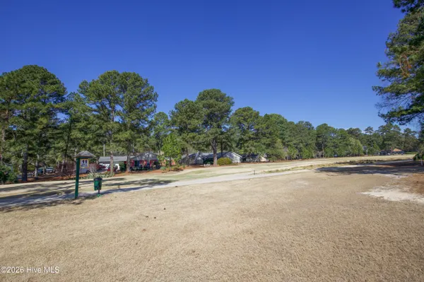 $459,000 | 100 Oak Hills Road, Pinehurst, NC 28374