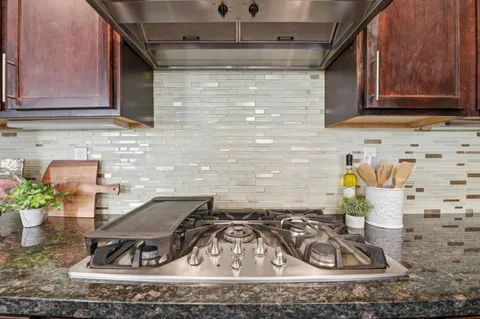 $988,000 | 4028 Freestone Place, Hayward, CA 94541