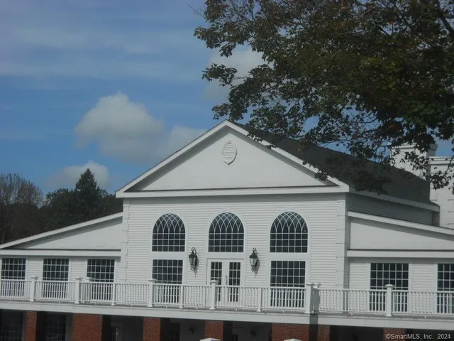 $2,000 | 3 Banner Road, Unit 106, East Haddam, CT 06469