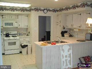 3755 Ridgeview Road Huntingdon Valley, PA 19006 - Photo 3 of 6 Gallery Image 3