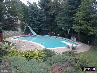 3755 Ridgeview Road Huntingdon Valley, PA 19006 - Photo 5 of 6 Gallery Image 5