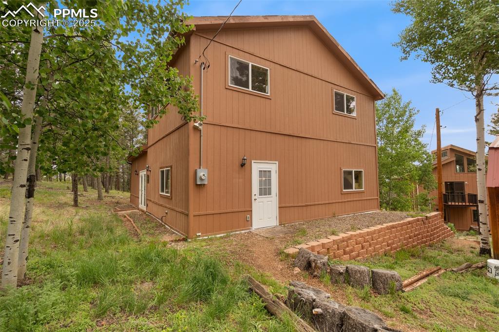 351 Porphry Road Florissant, CO 80816 - Photo 25 of 39 a backyard of a house