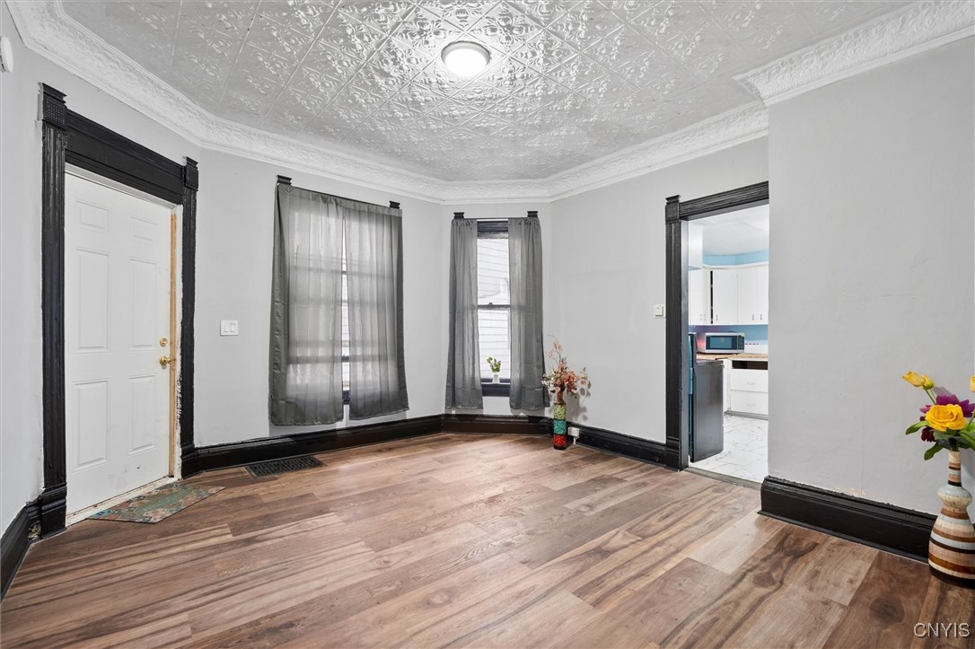 803 Danforth Street Syracuse, NY 13208 - Photo 12 of 21