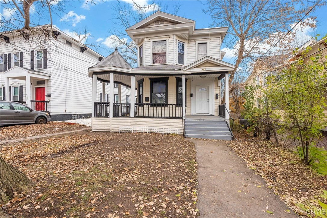 803 Danforth Street Syracuse, NY 13208 - Photo 2 of 21