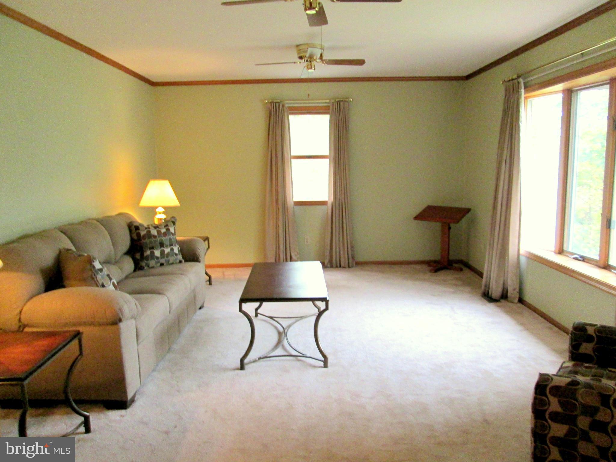 620 Adelina Road Prince Frederick, MD 20678 - Photo 7 of 30 Living Room