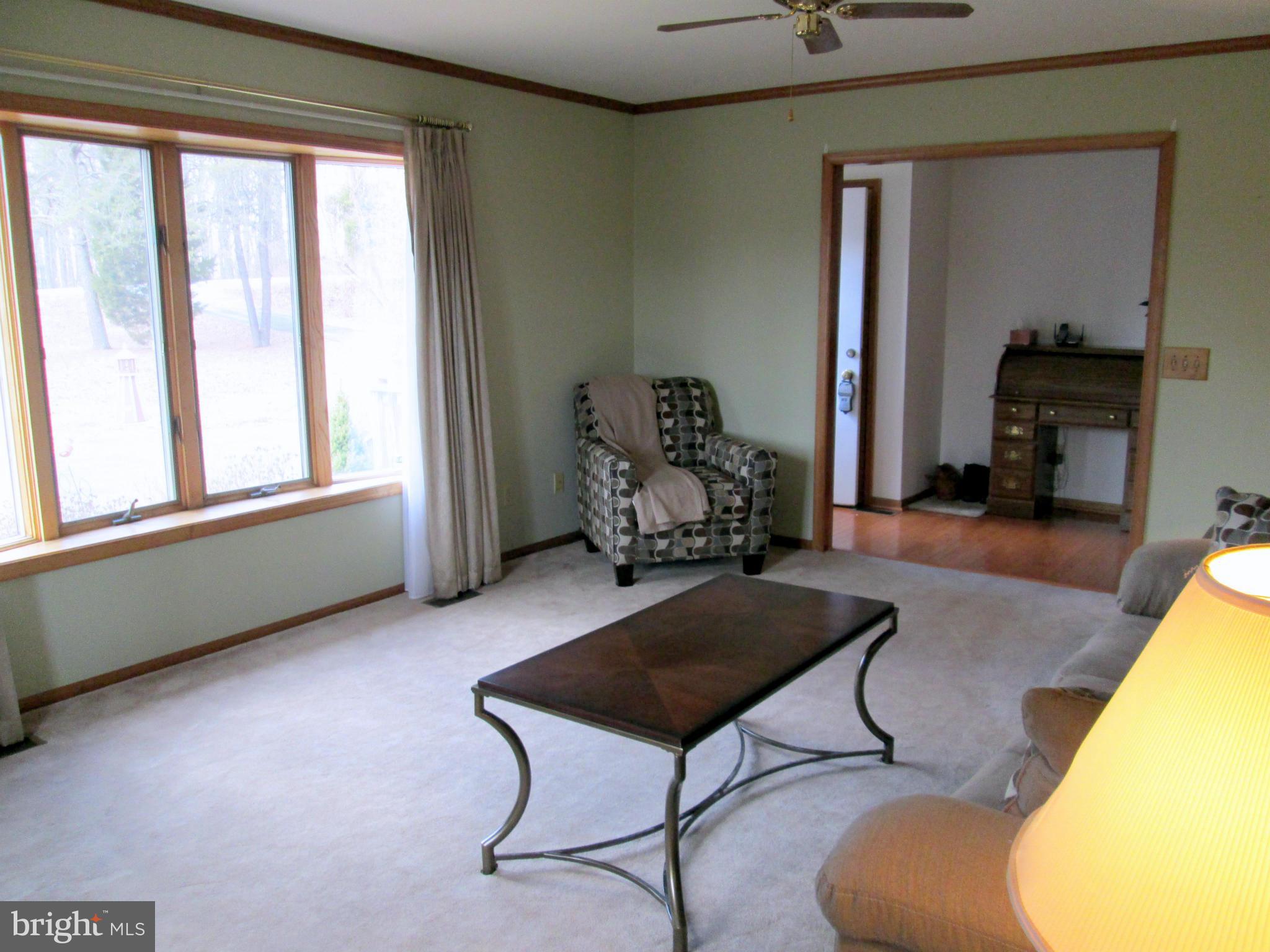 620 Adelina Road Prince Frederick, MD 20678 - Photo 10 of 30 Living Room