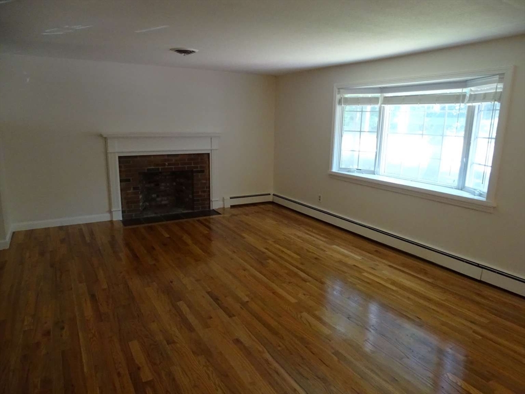 44 Fox Hill Road Framingham, MA 01701 - Photo 9 of 16 Gallery Image 9
