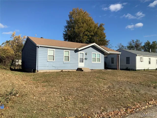 $69,900 | 1511 Andrews Drive, East St. Louis, IL 62206