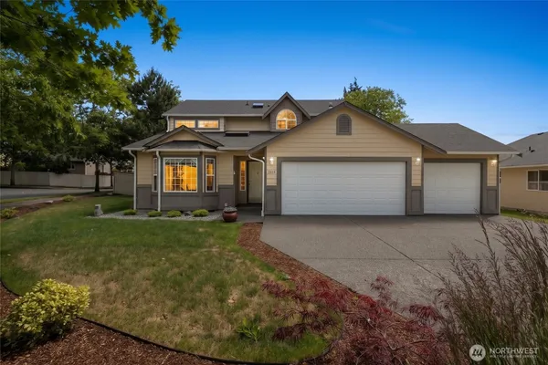 $534,950 | 2905 Campus Prairie Loop Northeast, Lacey, WA 98516