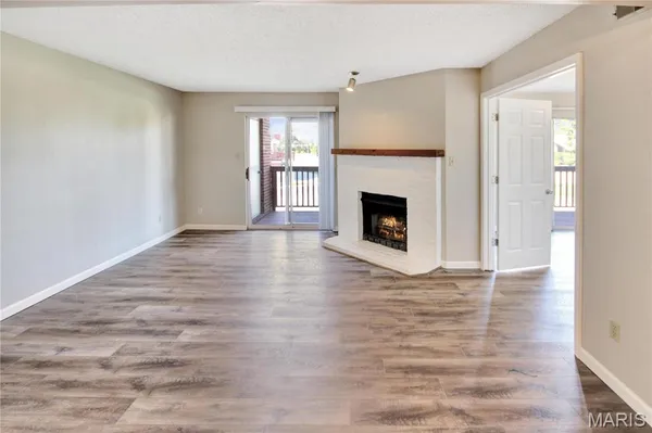 $1,475 | 121 Shirley Ridge Drive, St. Charles, MO 63304