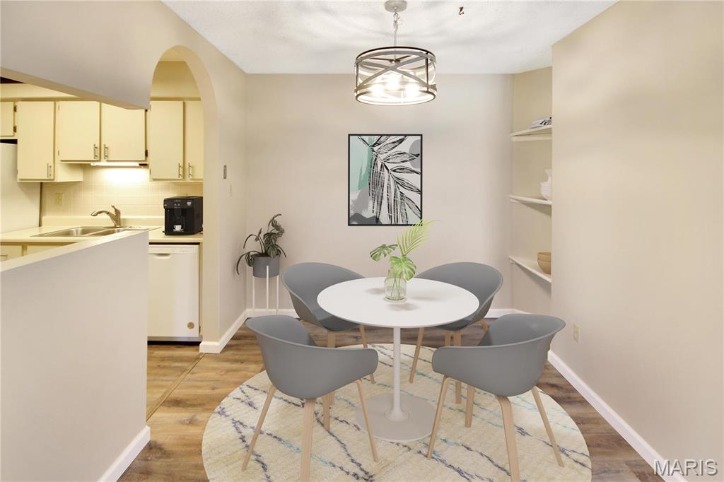 121 Shirley Ridge Drive St. Charles, MO 63304 - Photo 5 of 22