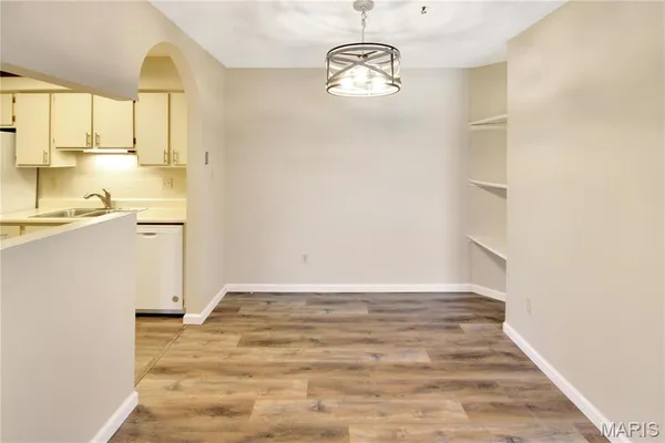 $1,475 | 121 Shirley Ridge Drive, St. Charles, MO 63304