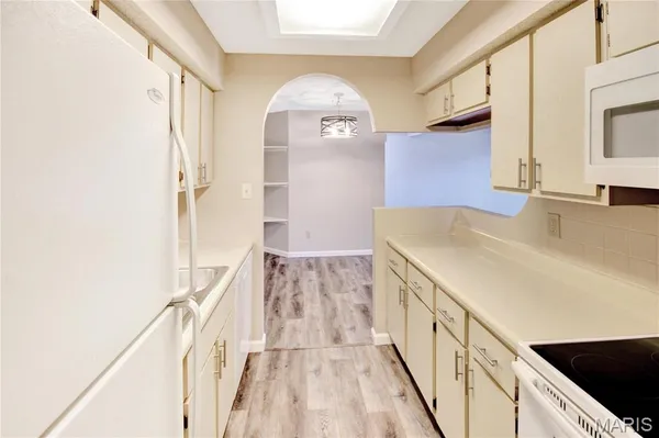 $1,475 | 121 Shirley Ridge Drive, St. Charles, MO 63304