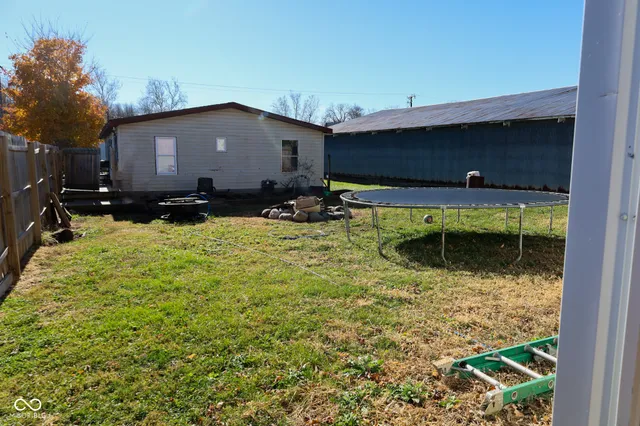 $67,000 | 2428 South J Street, Elwood, IN 46036