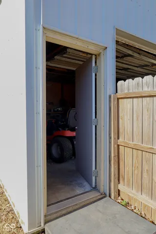 $67,000 | 2428 South J Street, Elwood, IN 46036