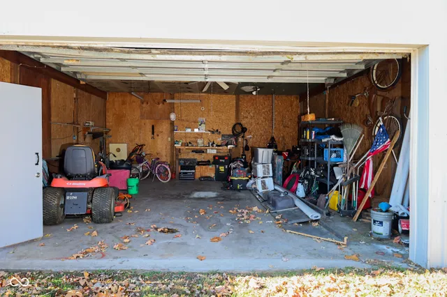 $67,000 | 2428 South J Street, Elwood, IN 46036