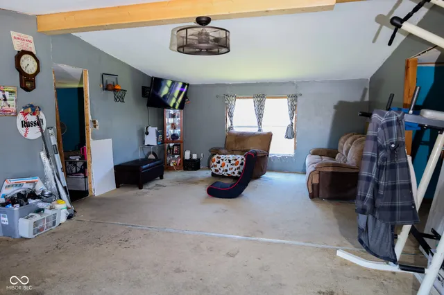 $67,000 | 2428 South J Street, Elwood, IN 46036